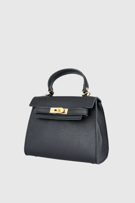 НОВО! ЛИКВИДАЦИЯ! Малка дамска чанта с катинарче в цвят черно