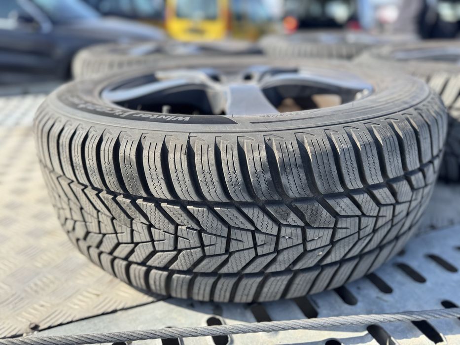 Лети джанти с зимни гуми Hankook 235 55 17 ДОТ 24