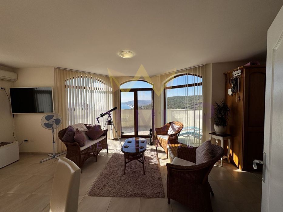 Продава се Къща в Балчик - 239 кв.м за 1256 €/кв.м - Снимка #8