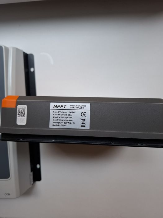 Vînd MPPT-uri 30A și 20A