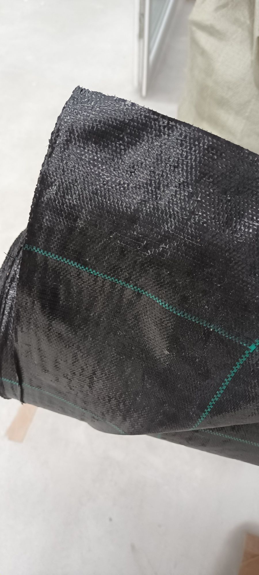 Agrotextil /Folie antiburuieni 100gr/m DIFERITE DIMENSIUNI!