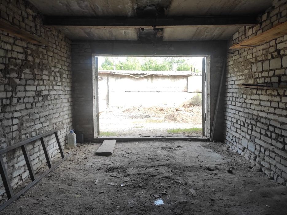 Продам гараж район ул.Шолохова