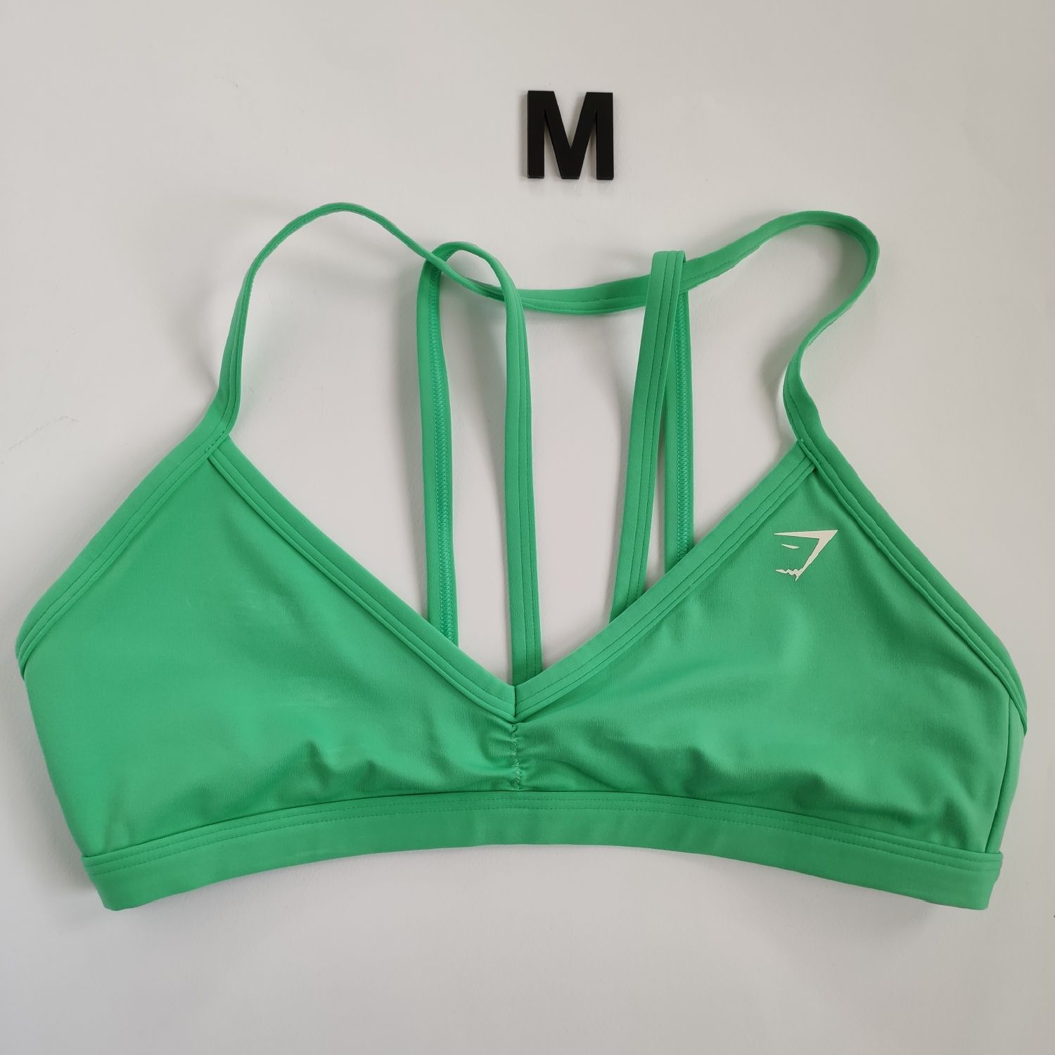 Haine sport Gymshark noi pentru femei si barbati