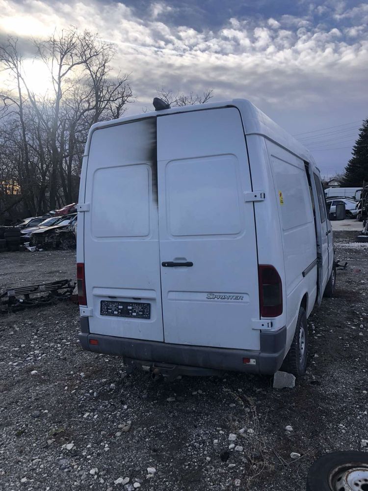 Mercedes Sprinter 2.7 CDI на части