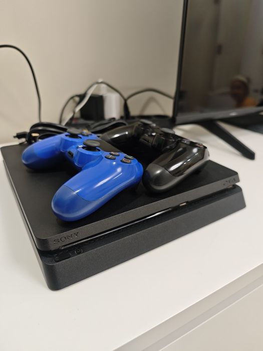 Sony Playstation 4 slim 1tb