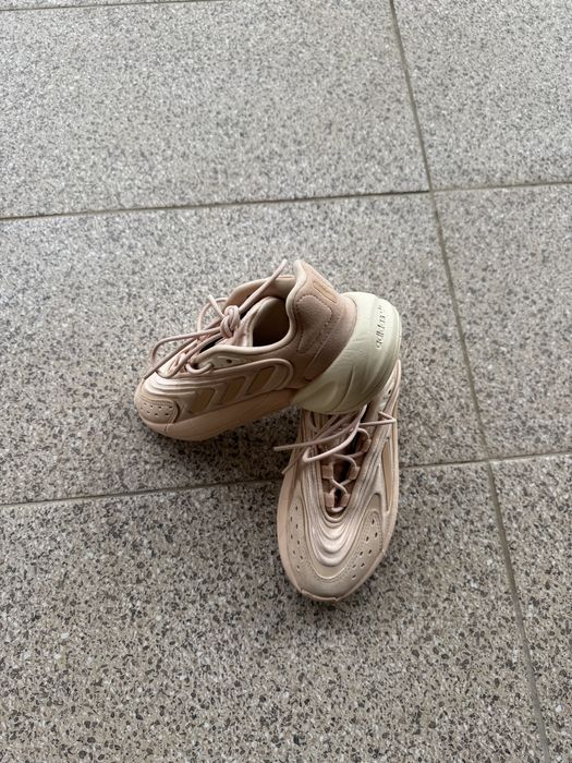 Adidasi ozeweego marimea 36