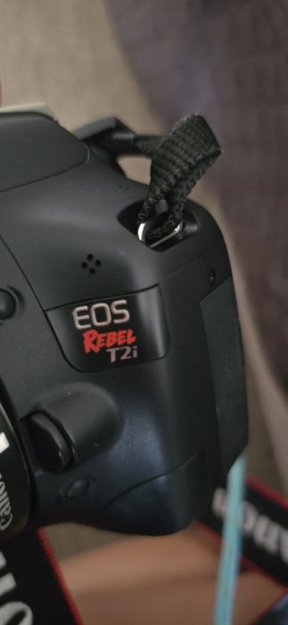 Canon зеркальный 50тысяч тенге