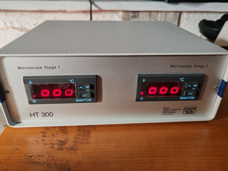 HT 300 microscoape stânge