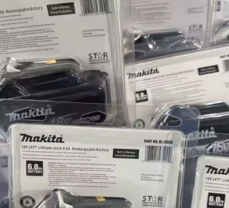 2 Acumulatori semiprofesionali Makita de 6 Ah,18 V ,sigilati în plast