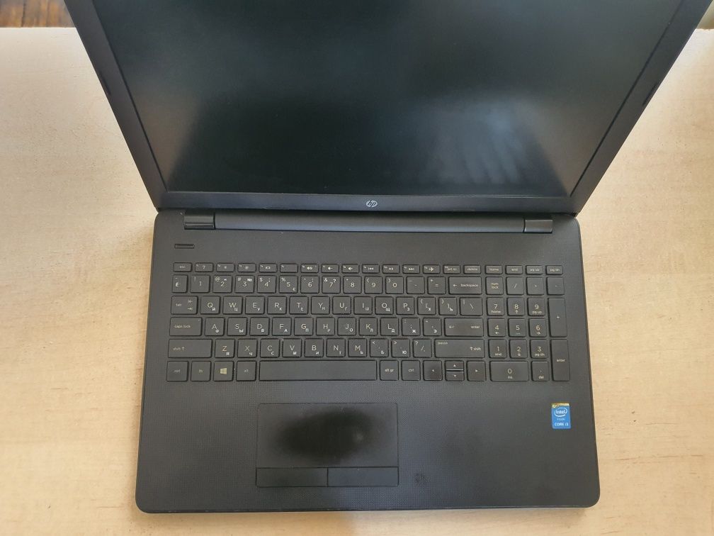 Hp i3 5005u RAM  4GB/500 HDD sotiladi