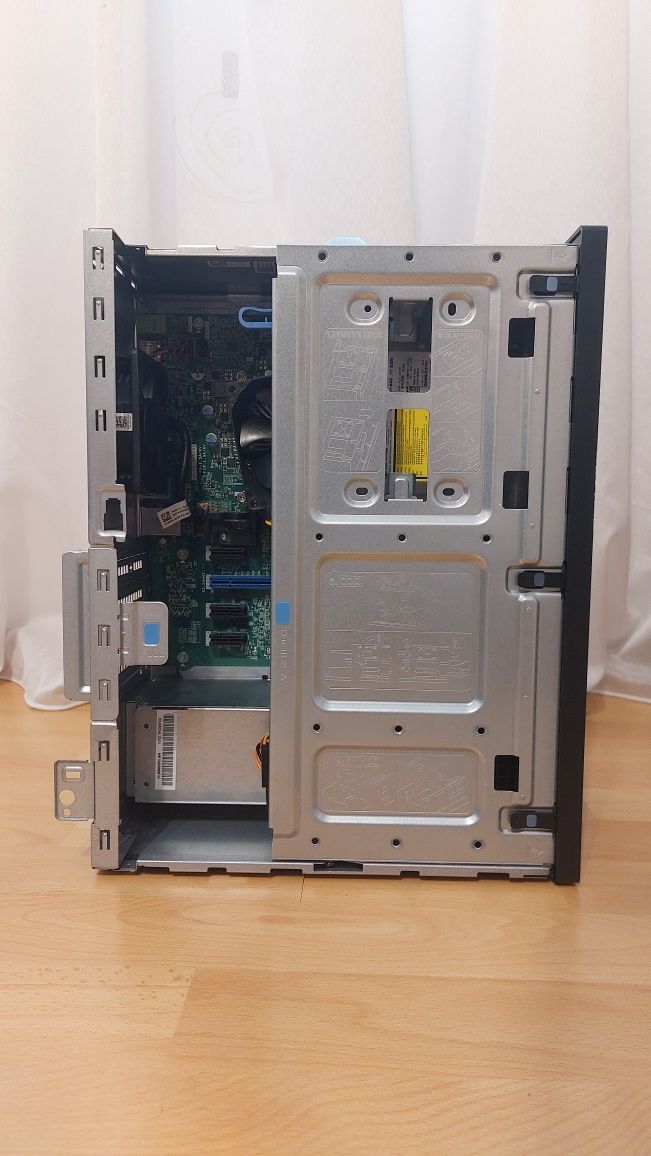 Unitate PC - Dell OptiPlex 3050, M2 120Gb (nou) + HDD 500Gb, 8Gb DDR4