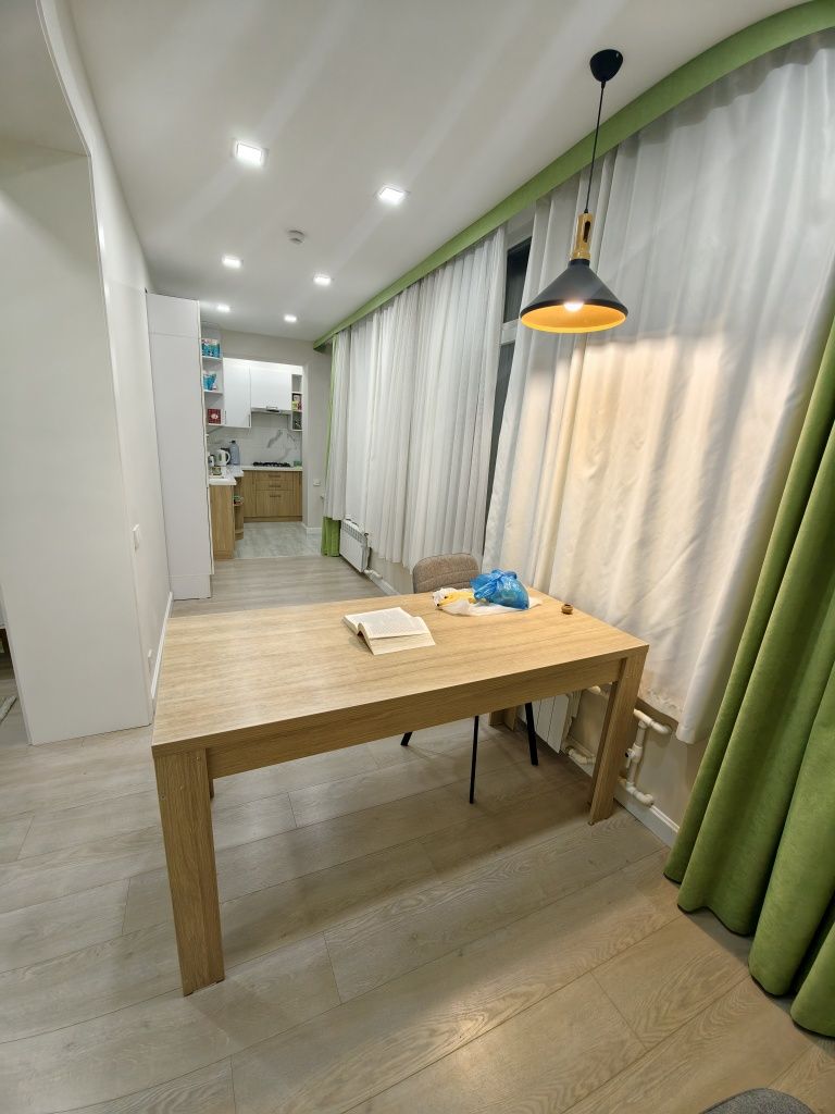 Продаётся квартира Цум 100 м² кафе BON ID: #3363
