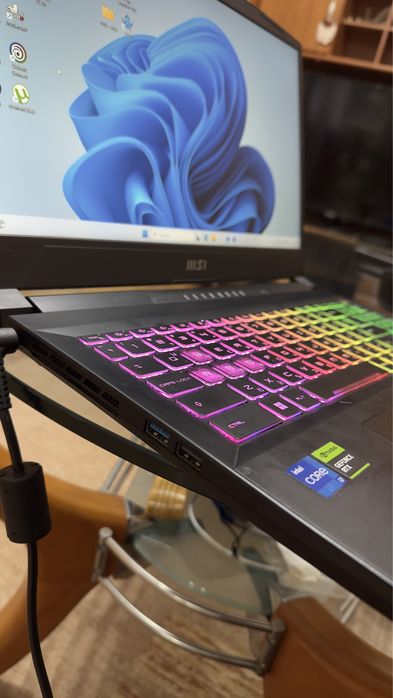 MSI KATANA 15 B13VFK RTX4060 I7-13620H