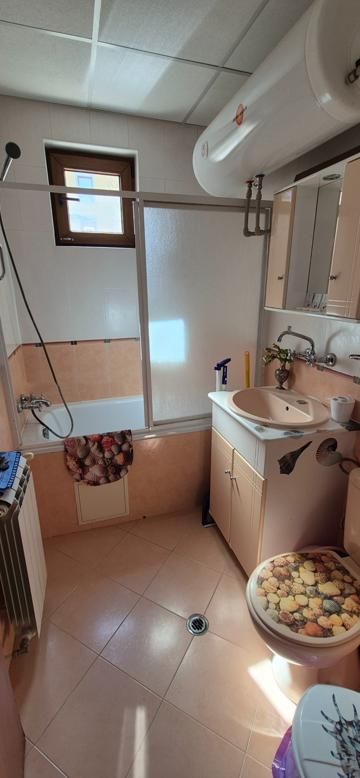 Дава се под наем Двустаен апартамент в Банкя - 70 кв.м за 675 € - Снимка #4