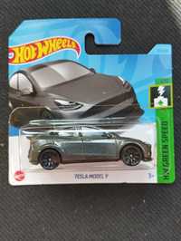 Tesla Model Y Hot Wheels