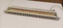 Patch панел с 24 порта - Cat 6 и Cat 5