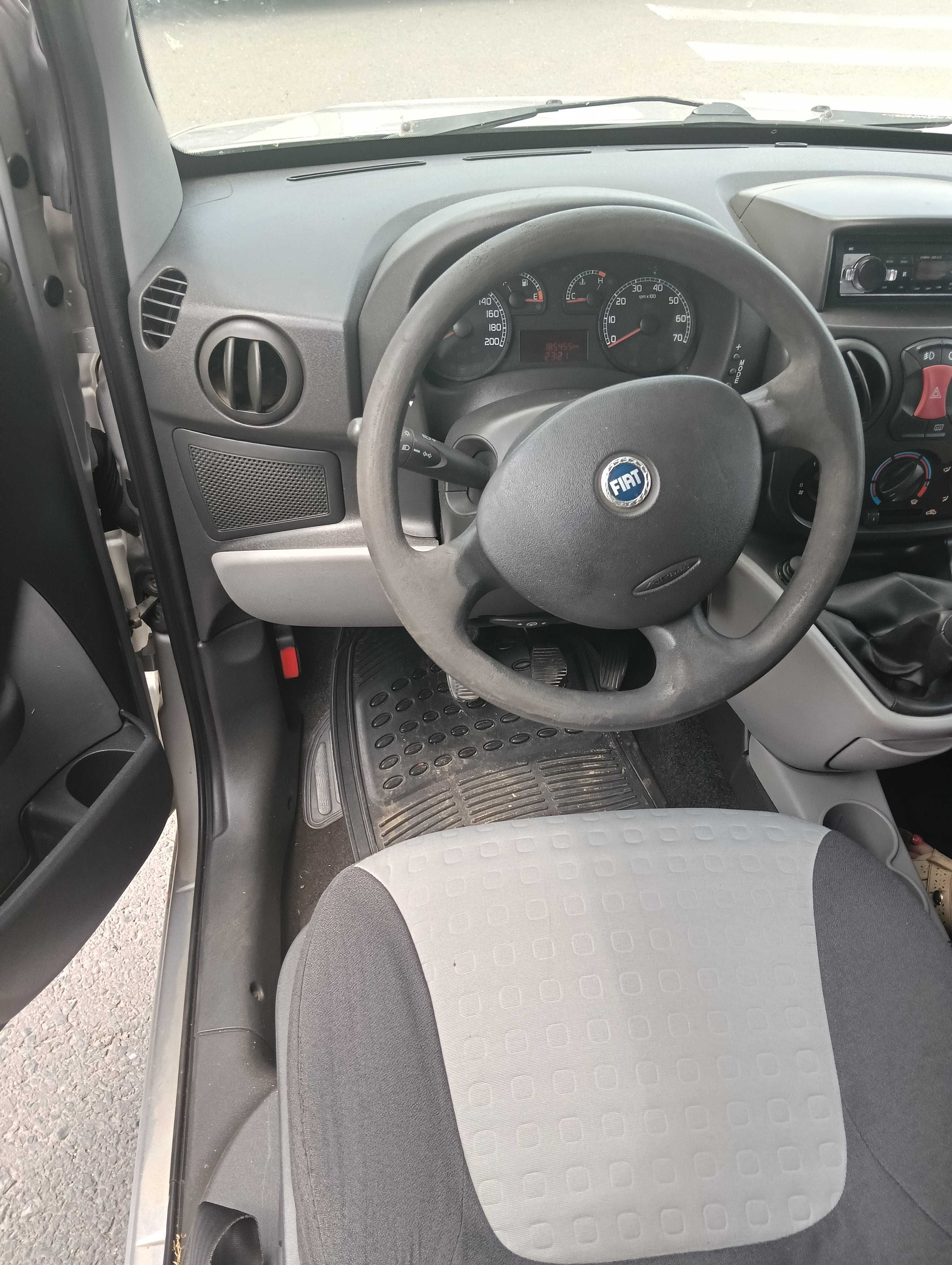 Fiat doblo  2006