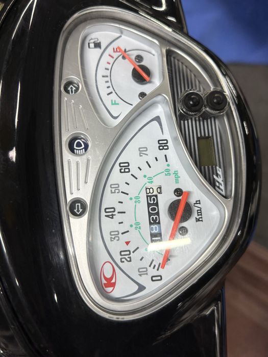 Kymco like 49cc 25km/h 1000