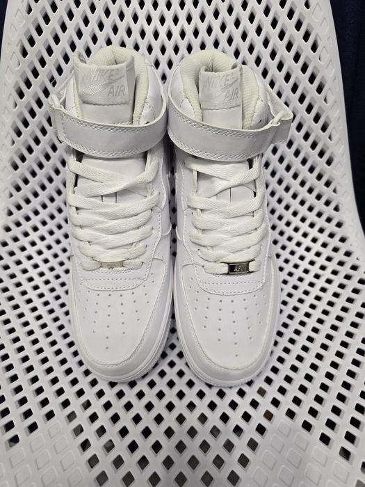 Nike air force 1nr 41 si 42 preț 200 lei