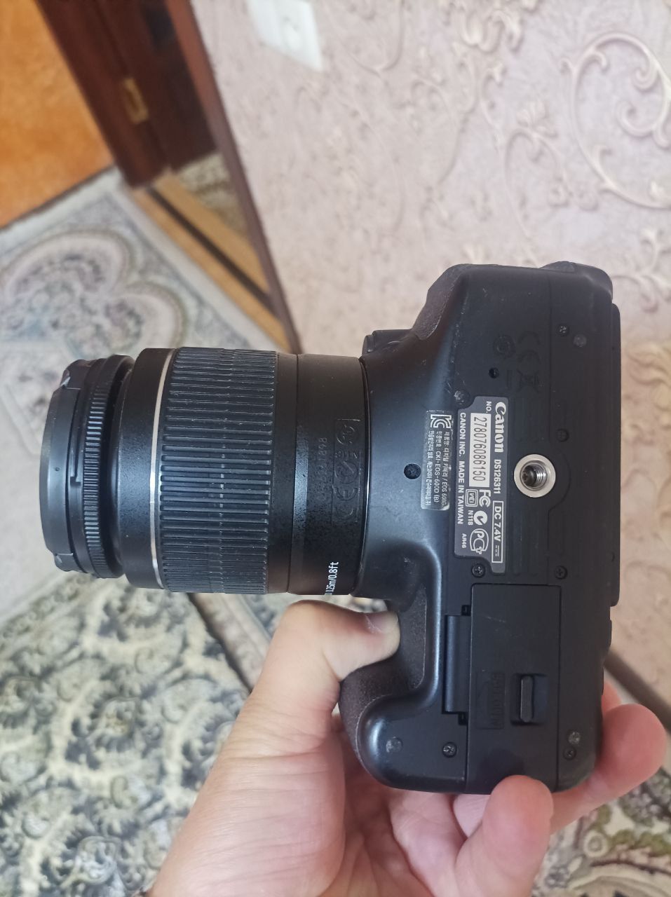 Canon 600d hali yangi