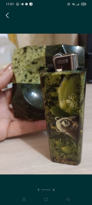 Подарок мужчине из натурального камня змеевик