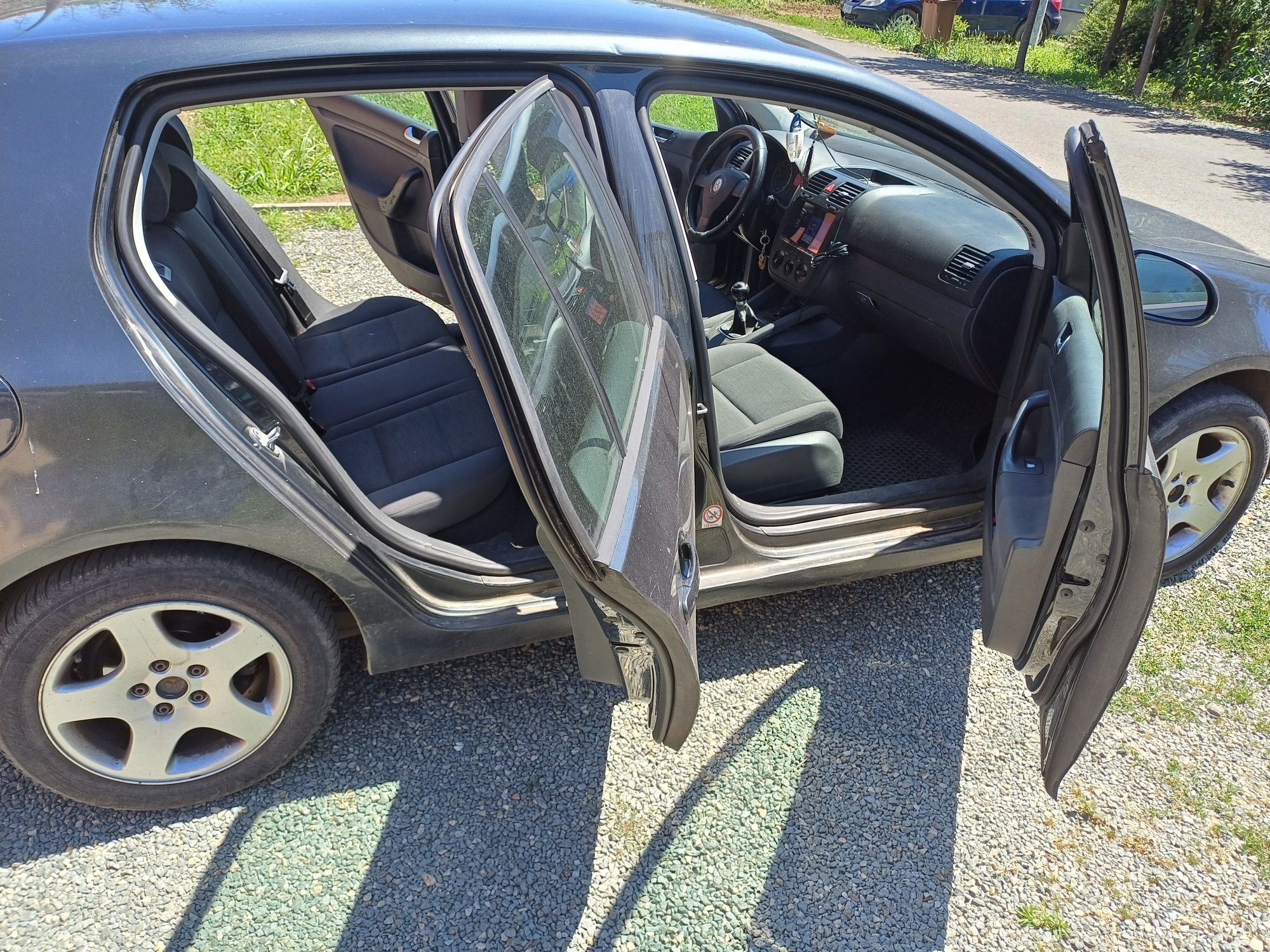 VW Golf 5 1.4 MPI