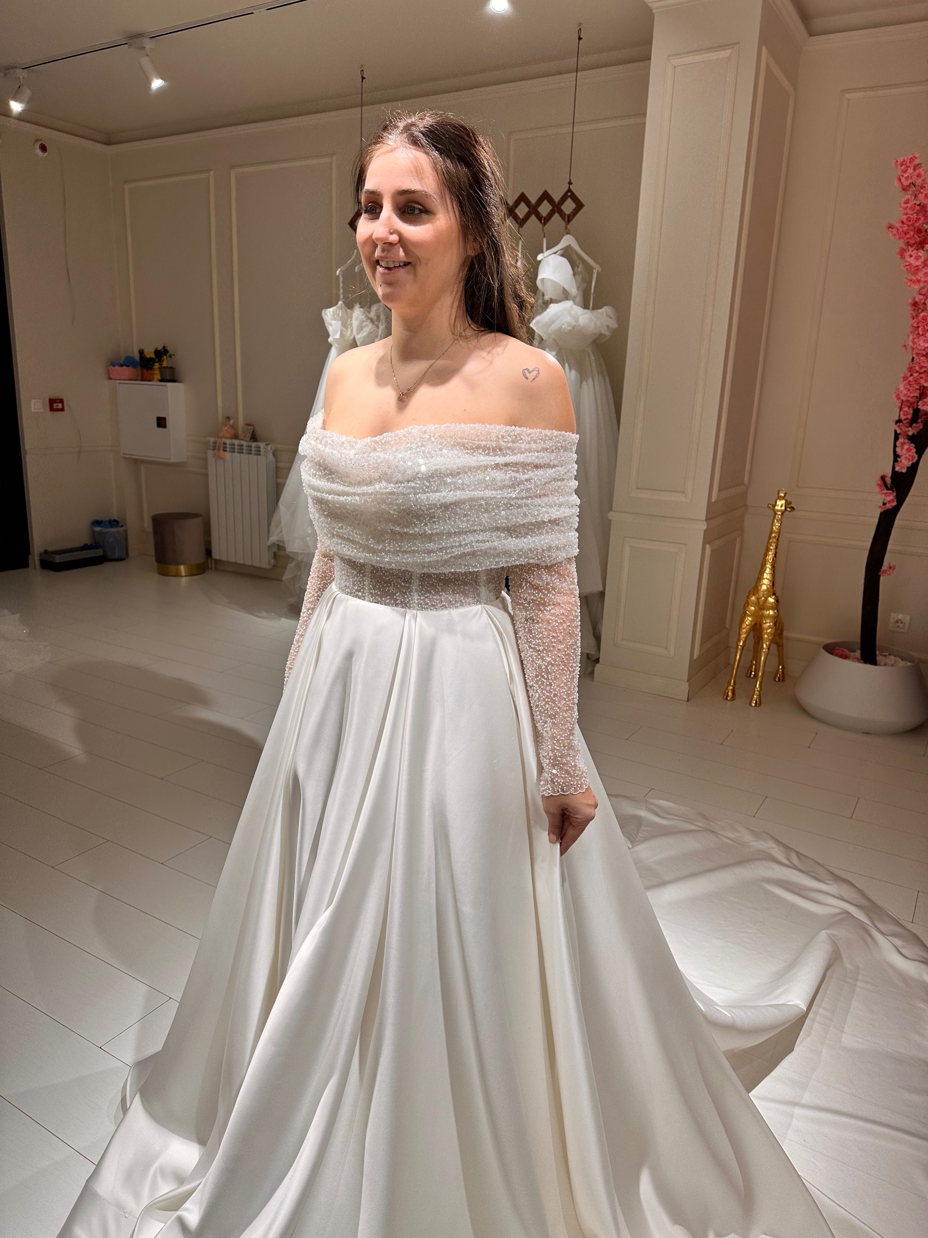 Сватбена рокля от бутик “The wedding residence”