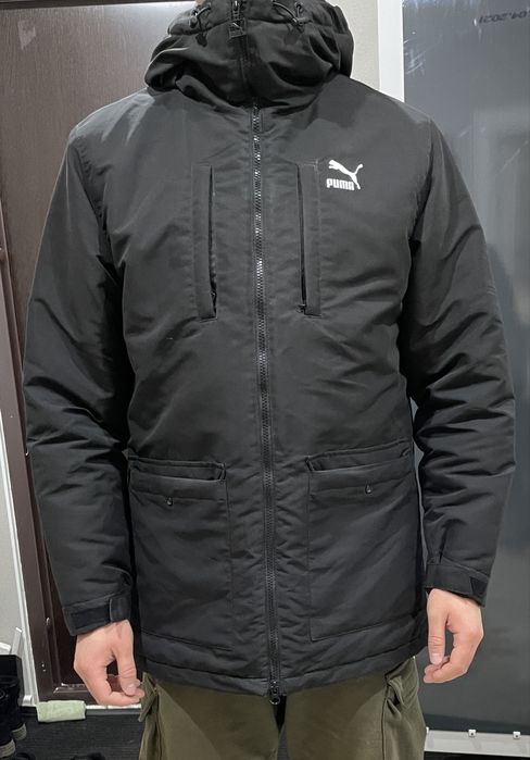 Продам зимнюю куртка Puma