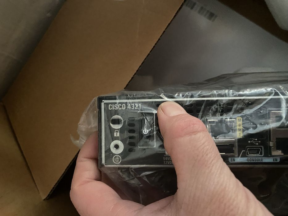Cisco ISR4321/K9 Маршрутизатор модульный ISR 4321