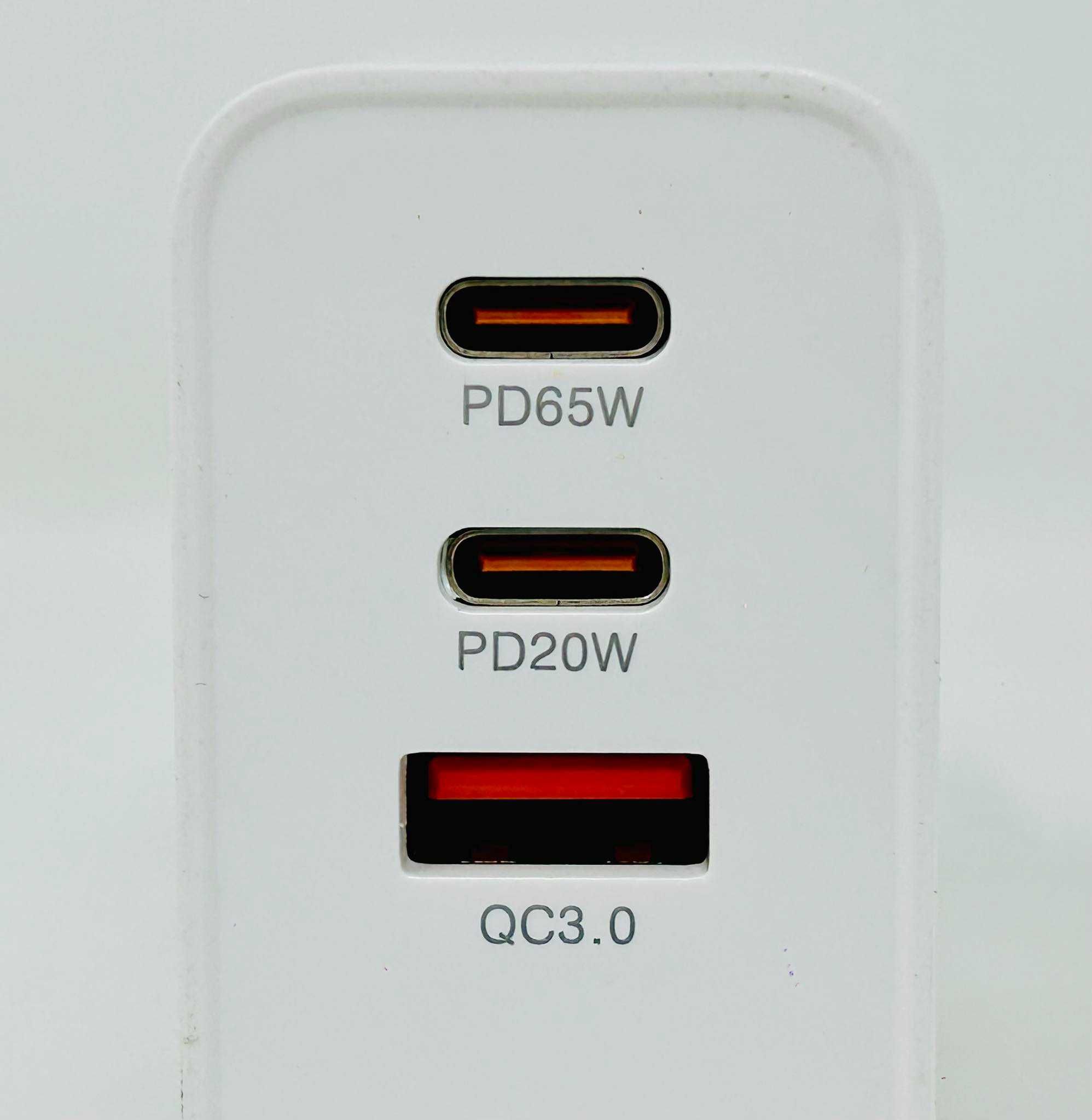 Зарядно Адаптер USB - C 3in1 65W/20W За Всички Лаптопи Таблети