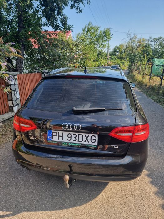 Vând Audi a4 2012