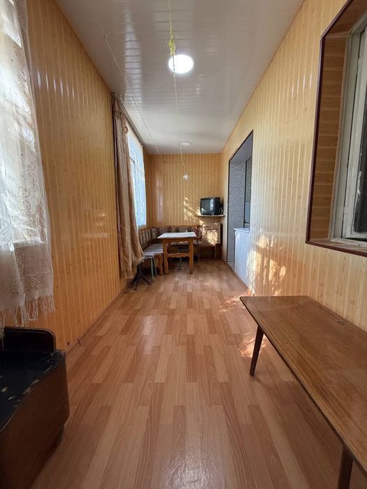 3 ком. квартира. 3/3/5. Сергели 2 (ярмарка). Не торец! Метро 500 м