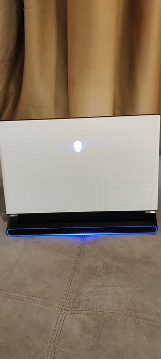 Laptop gaming Alienware M15 R2