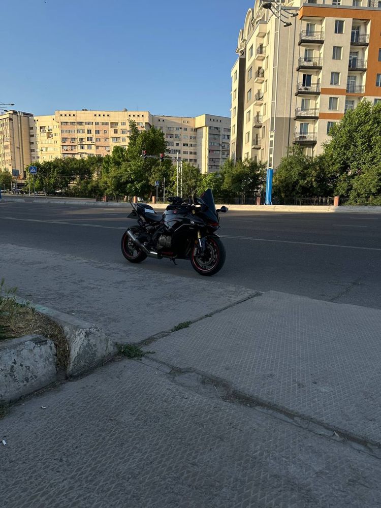 Qj motor 600rr sotiladi