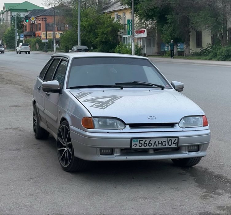 Продам ваз 2114 12г
