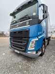 Ansamblu cap tractor cu semiremorca