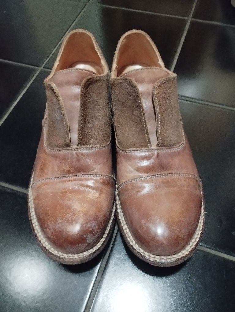 Pantofi damă. Piele față și talpă.