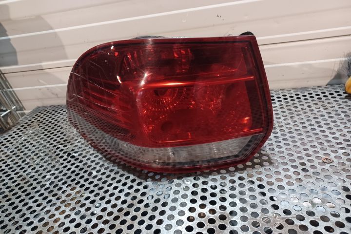 Lampa / Tripla stop stanga pe aripa 1K9945095E Volkswagen VW Golf 5 [