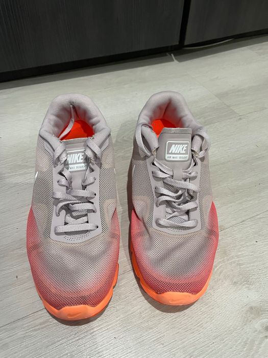 Дамски маратонки Nike