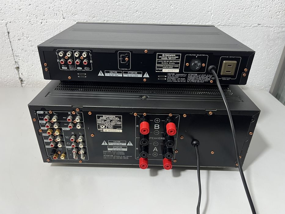 Vand amplificator Pioner A-757 MARK II si egalizator Pioneer GR-777
