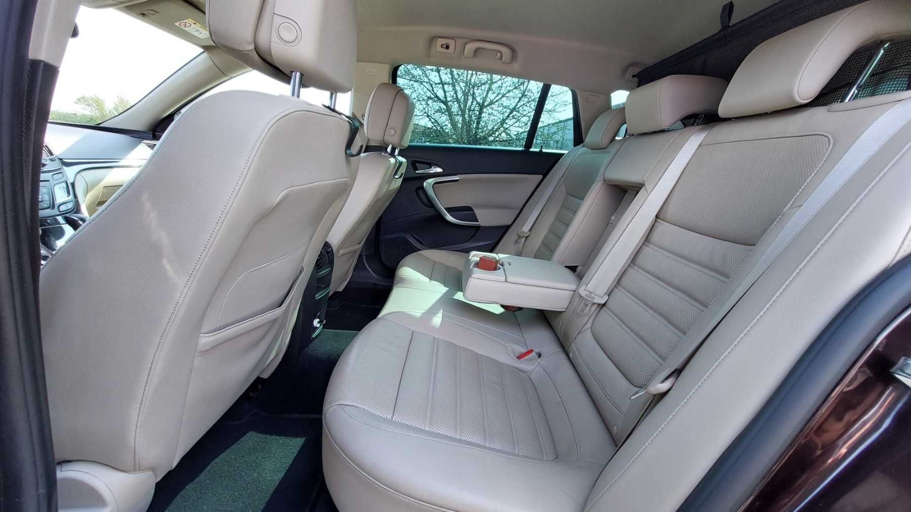 Opel Insignia SPORTS TURER 4x4 2.0 diesel 195к.с.