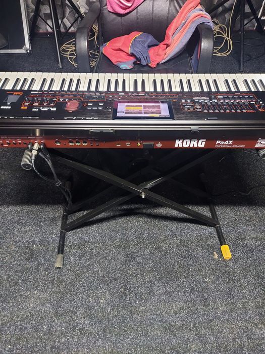 korg pa4x internațional 76 clape