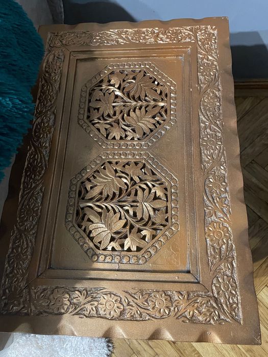 Masă cu scaune sculptate India