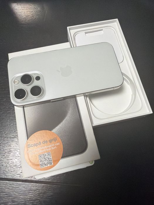 Vand iphone 15 pro 256 gb silver