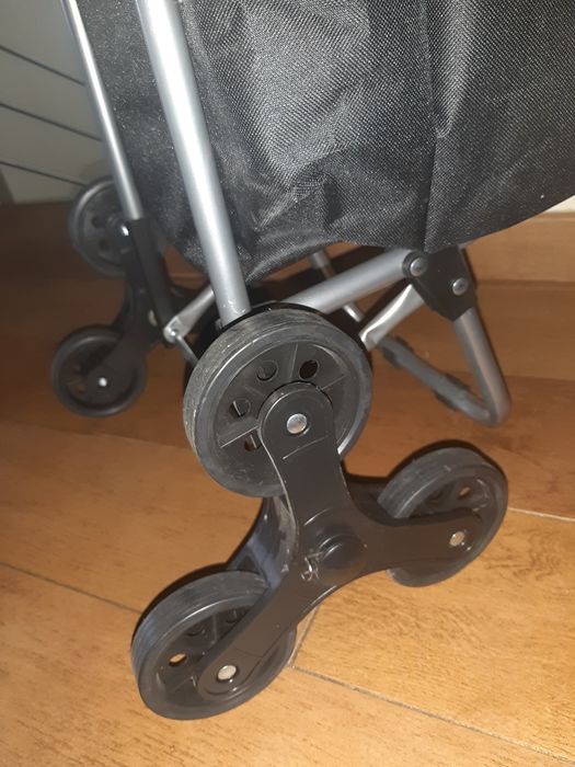 Trolley  cumpărături 3 roți nou