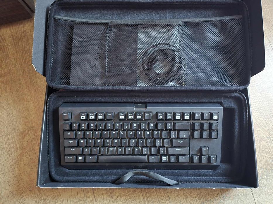 Клавиатурата Razer Blackwidow