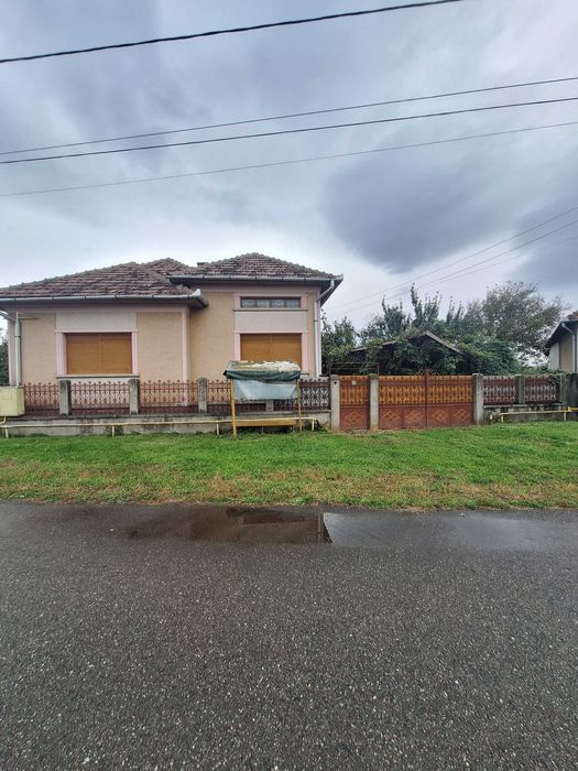 Vând Casă în Santandrei
