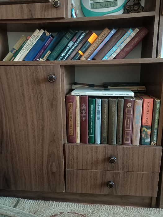 Книги   продаются