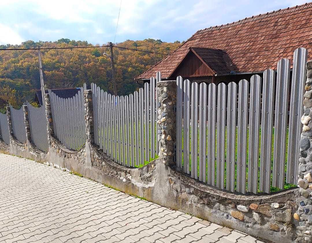 Garduri si porti stil jaluzea, sipca metalica, tabla cutata