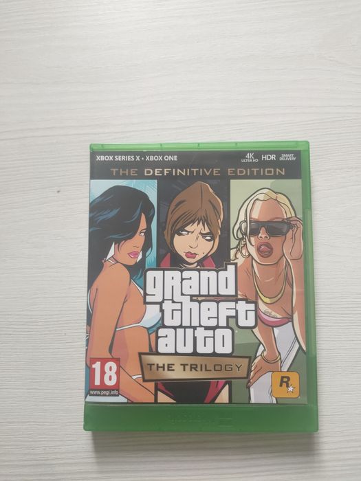 Vând GTA the trilogy disc Xbox one sau serie x